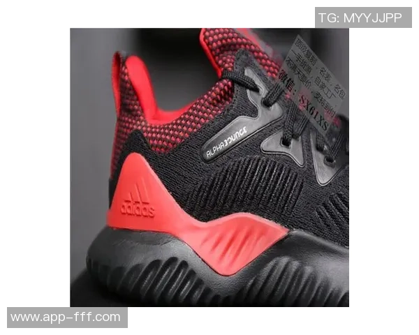 选择Nike与阿迪达斯足球鞋的最佳指南助你在球场上展现风采